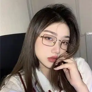 斯文败类眼镜女