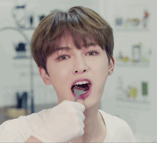 主题:给宝贝听听开个嘟嘟嘴图楼(zzt)[219]收藏该帖已收藏