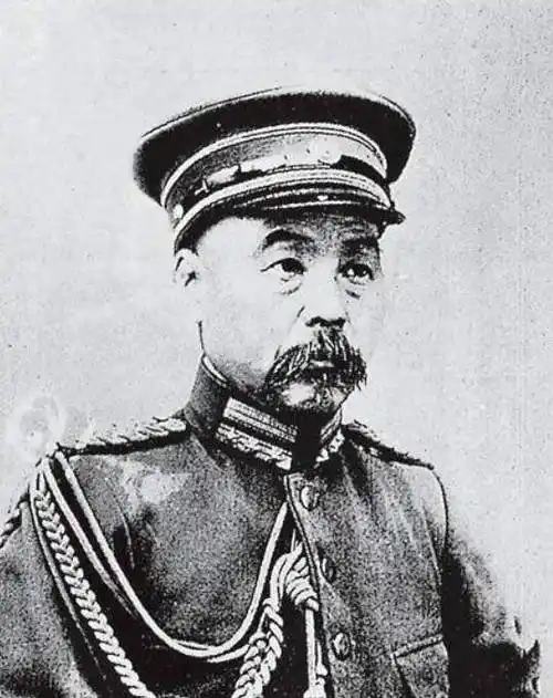 太爷爷曾任民国大总统,爷爷名气不大但更牛气_冯国璋_袁世凯_冯家遇