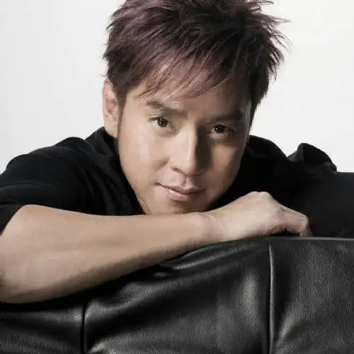 谭咏麟经纪人联系方式