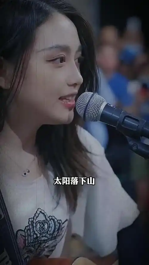 这笑容也太甜了,简直萌化了老夫的少女心啊,韩小九,探清水河,民谣