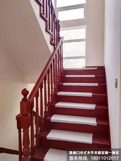 日土自建别墅中式实木楼梯全屋定制设计效果图-喜迎门