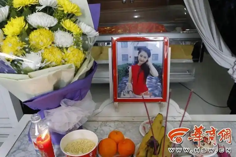 青春定格19岁最美癌症女孩离世