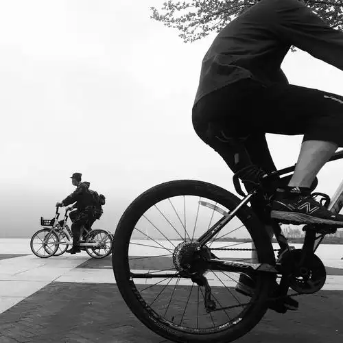 骑行侠 - 瞬间艺术 - 图虫