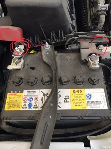 电瓶正负极在哪里