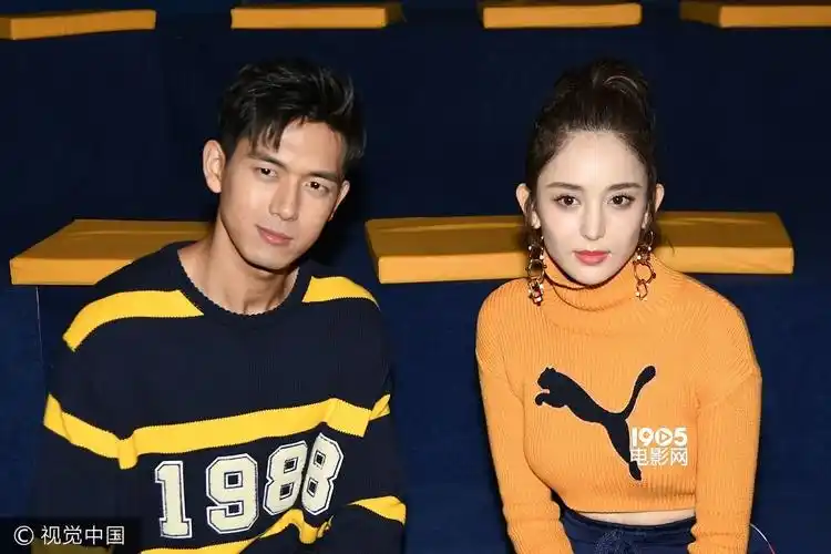 古力娜扎,李现合影