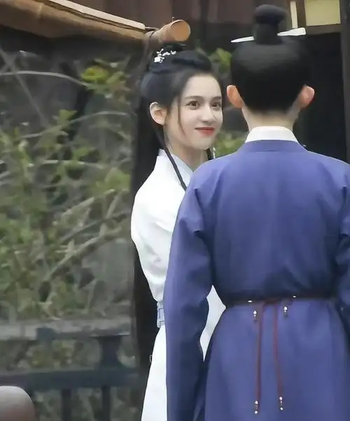 49岁钟汉良给32岁肖战演爹这让扮嫩演员怎么玩