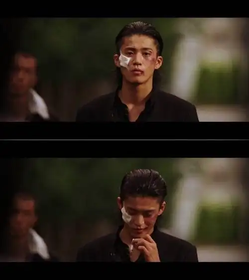 12年前,小栗旬因为在《热血高校》《花样男子》《花样少年少女》等