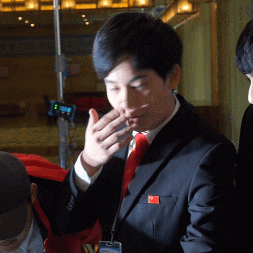 郝富申力挺女友胡先煦