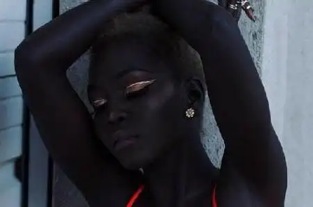 嘴唇和牙龈都是黑色,却美的让人移不开眼|肤色|黑皮肤_网易订阅