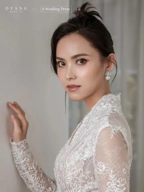 昆凌来我们家试婚纱啦广汉婚纱