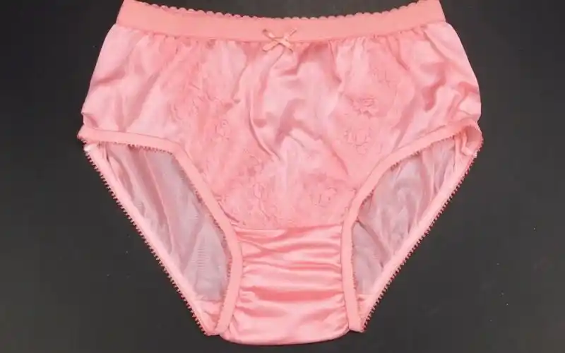 新品展示~粉色高腰丝绸缎面内裤_哔哩哔哩_bilibili