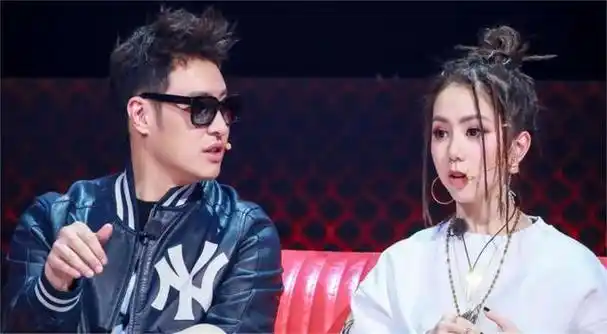 有种"整容"叫邓紫棋分手,前男友林宥嘉没变化,她却脱胎换骨了