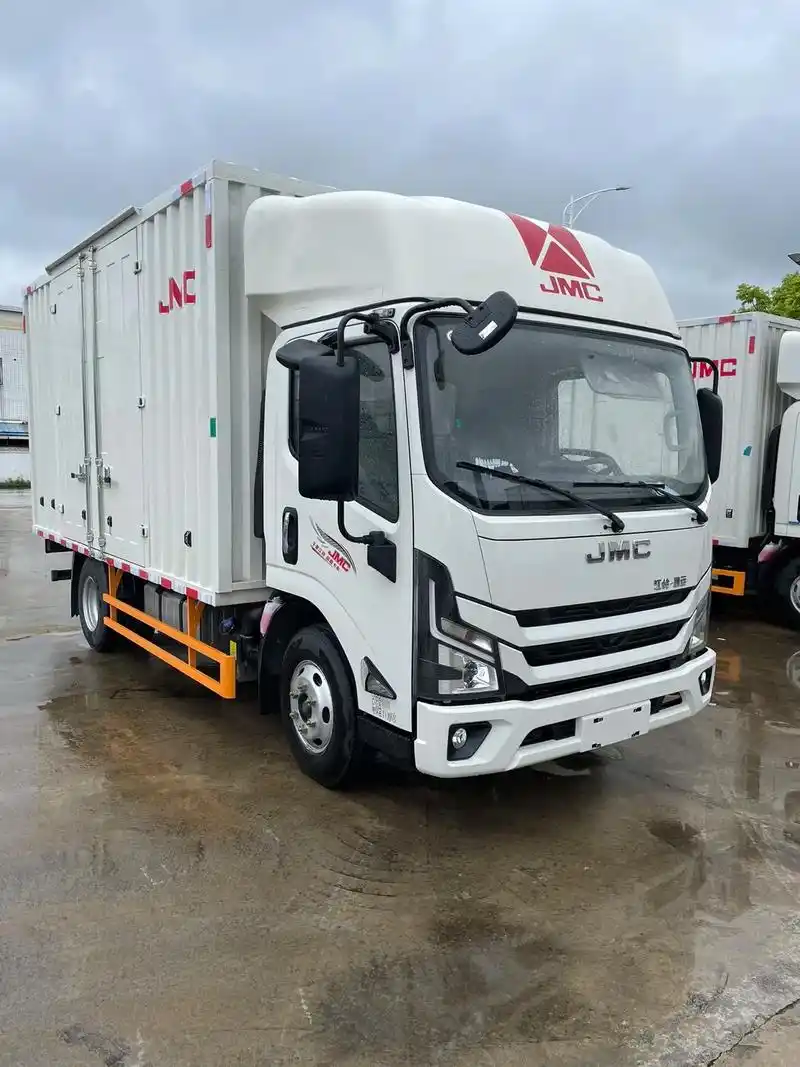 国六江铃蓝牌轻卡货车.江铃蓝牌全系货车,有3.3米双排厢车, - 抖音