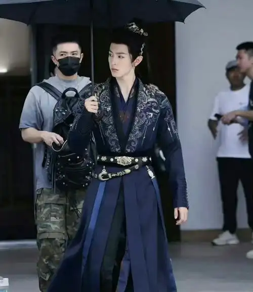 《一笑随歌》官宣开机,陈哲远扛大旗演男主,女主飘飘欲仙太惊艳