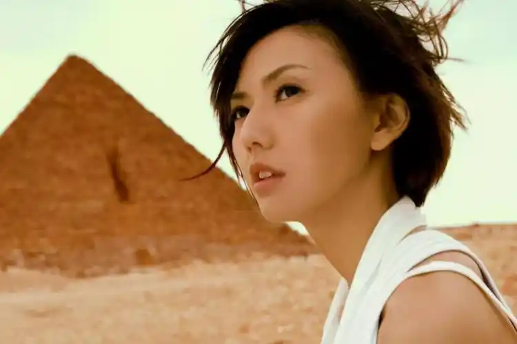 孙燕姿出道年数已久为何现在不创作新的歌曲了