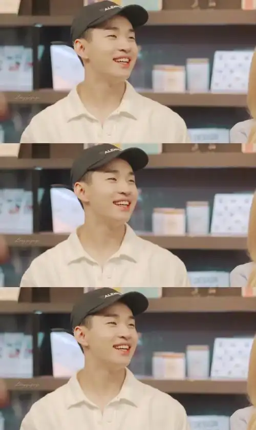 长相干净,笑容温暖又治愈!穿上白衬衫就是初恋本恋@刘宪华henry-lau