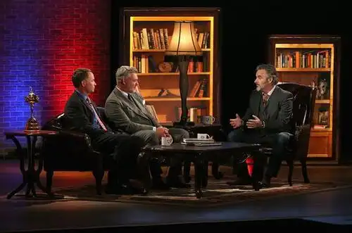 两位队长出席访谈节目北京时间9月29日,高尔夫莱德杯的战斗星期一已经