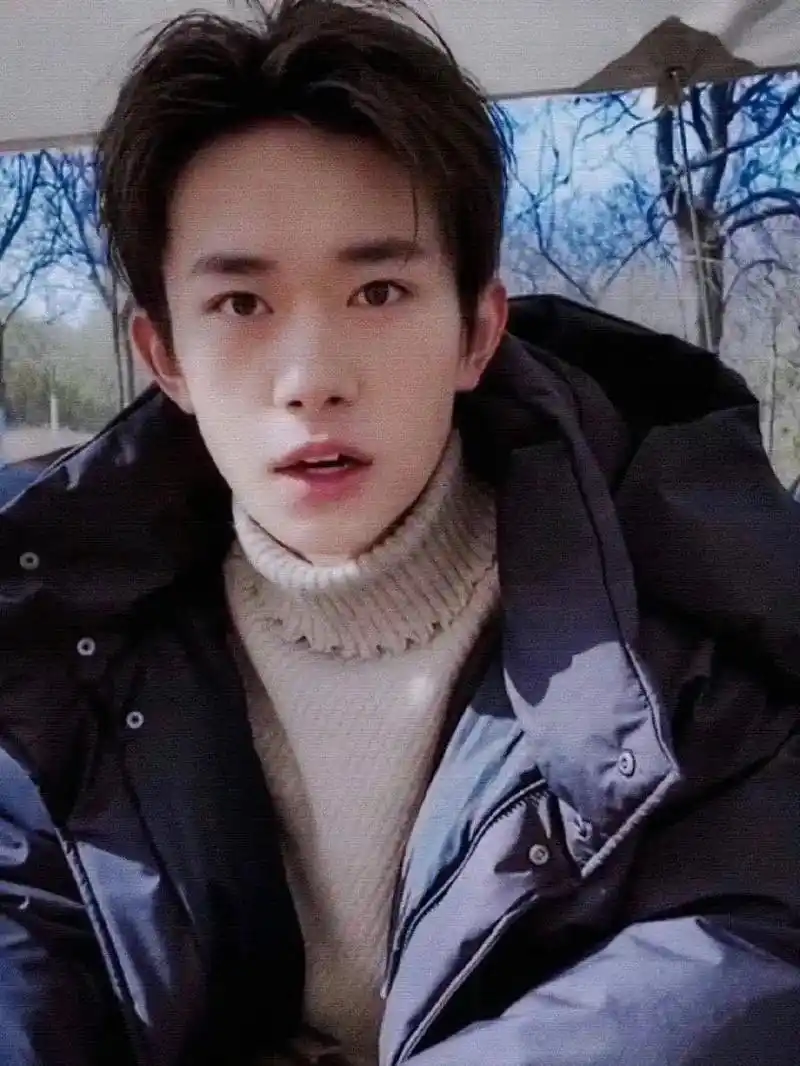 一些女友视角.#易烊千玺 #糟糕是心动的感觉 #甜甜的恋爱 - 抖音