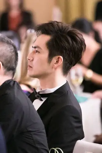 暴击!钟汉良这两天的照片直击人心,星星眼