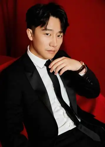 中的不俗表现,使得黄轩收获了更多演技上的关注,同时,他的个人魅力也