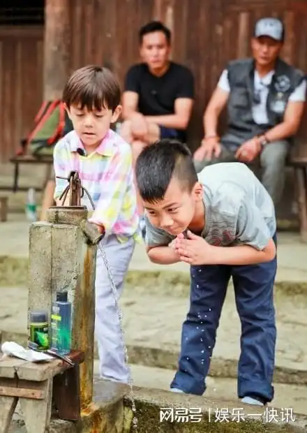 胡军录爸爸去哪儿时有一期不想录了原因是住的条件太差了