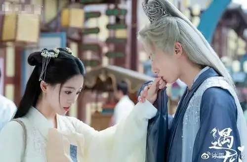 遇龙开播5天收视破亿王鹤棣演技遭嘲寻青cp意外受宠