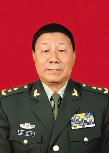 王增 接任驻港部队政委