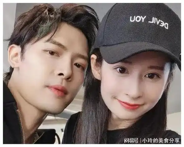 颖儿付辛博一家三口同框,6岁女儿四肢纤美,跳拉丁舞美如黑天鹅