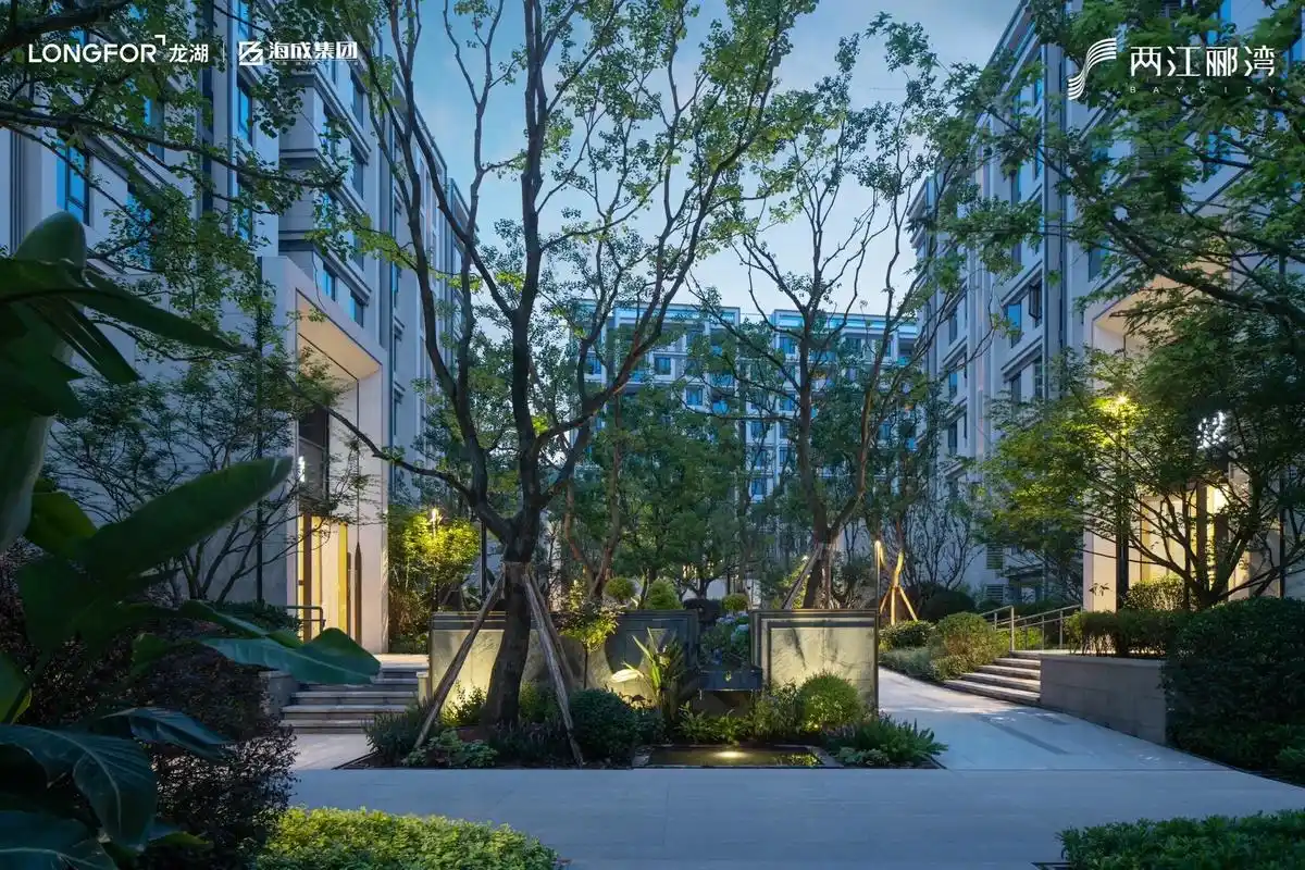 龙湖郦湾特殊时期,特殊价格!#最美小区景观 #疫情 - 抖音