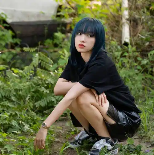 原创哎呀好身材程潇如何花式秀身材穿搭里全是小心机