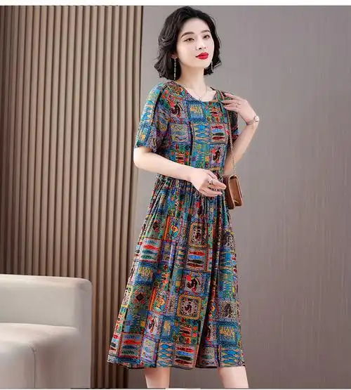 新款中老年妈妈中长款短袖碎花连衣裙抽绳裙子有口袋 - 17网