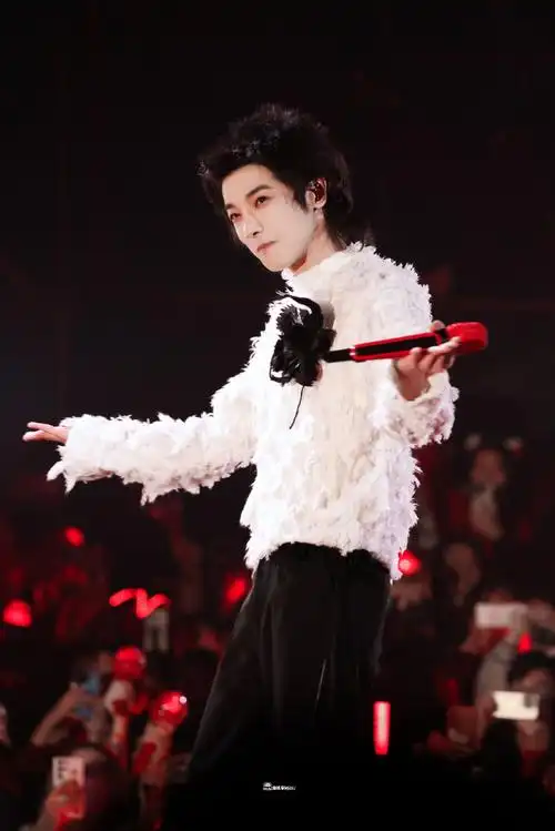 元宵节快乐969695可爱小猫咪93-20240224季风音乐会 -#华晨宇