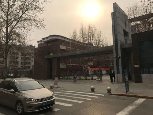 石家庄家长实访一流初中贵族幼儿园最强私立学校不同家庭不同花销同一