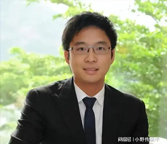 张雨霏妈妈同意40岁霍启山追求25岁张雨霏教练是唯一阻力