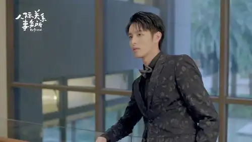 曹佑宁最新大片曝光清新治愈尽显暖萌气质