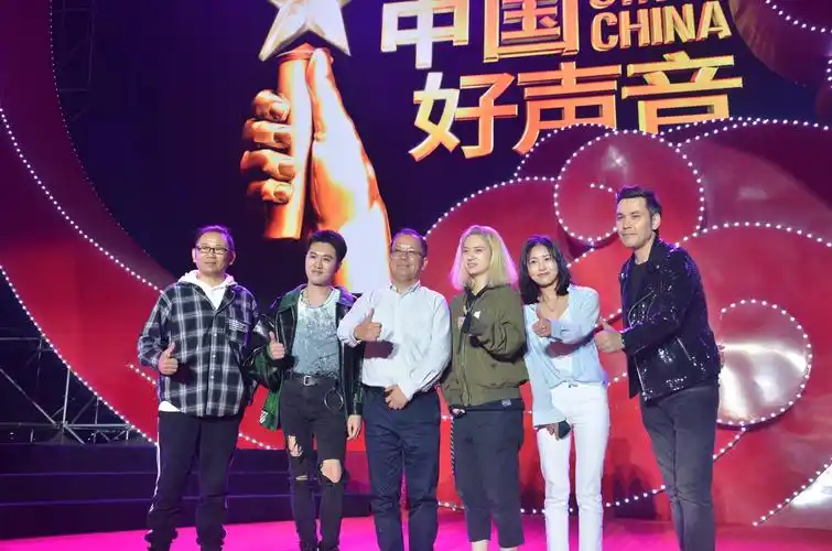 《中国好声音》新疆阿克苏温宿赛区总决赛,蔡治勇摄. - 美篇