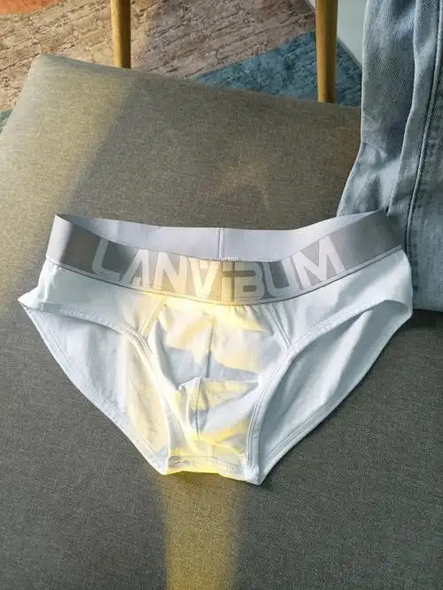 敢不认同吗这样的粗犷的三角裤哪里找