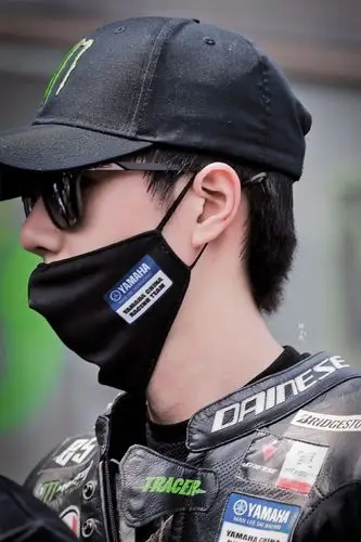 85号车手王一博