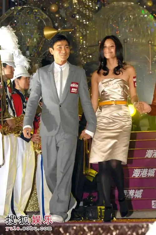 刘德华携徐静蕾亮相