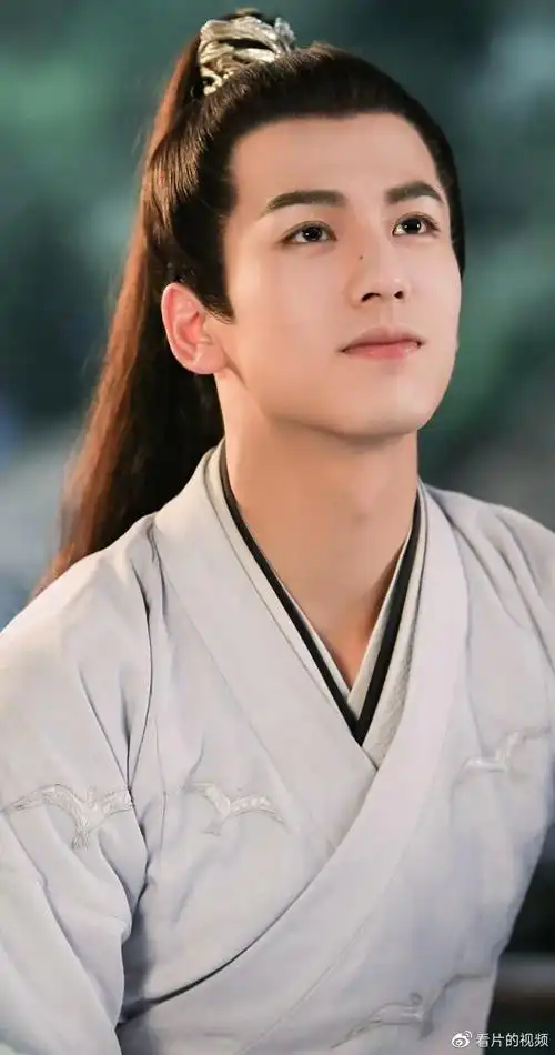 古装帅气却不火的男演员只服这8位脸好看不说还仪态端方