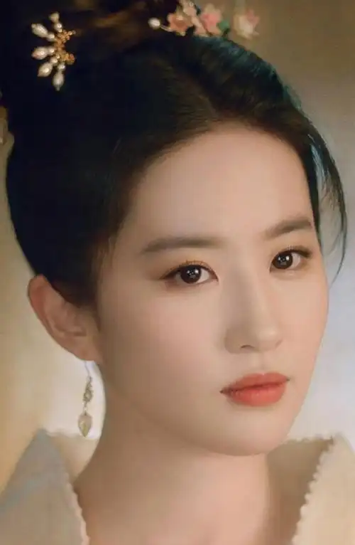 那就不得不说一下女神刘亦菲的颜值了.