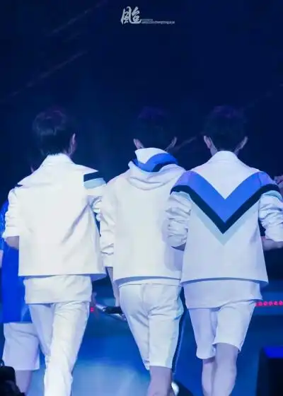 tfboys三人同行壁纸