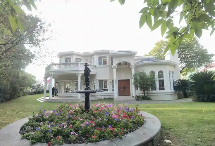 国展旁西郊庄园独栋别墅占地1500平满五私家泳池,西郊庄园-上海58同城