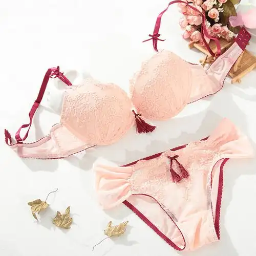 伊卡奇2020新款ykq-9171时尚简约性感宫廷文胸吊坠女士性感内衣聚拢