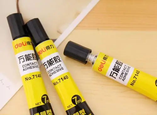 得力7140万能胶7ml强力胶学生办公用品胶水