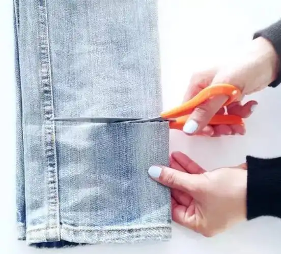 怎么让图片平铺破洞牛仔裤怎么剪破洞牛仔的做法图解教程