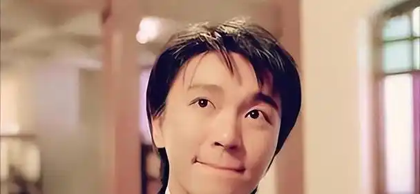 周星驰是一位令无数人欢乐不已,引发大笑的喜剧大师,他在华人电影界