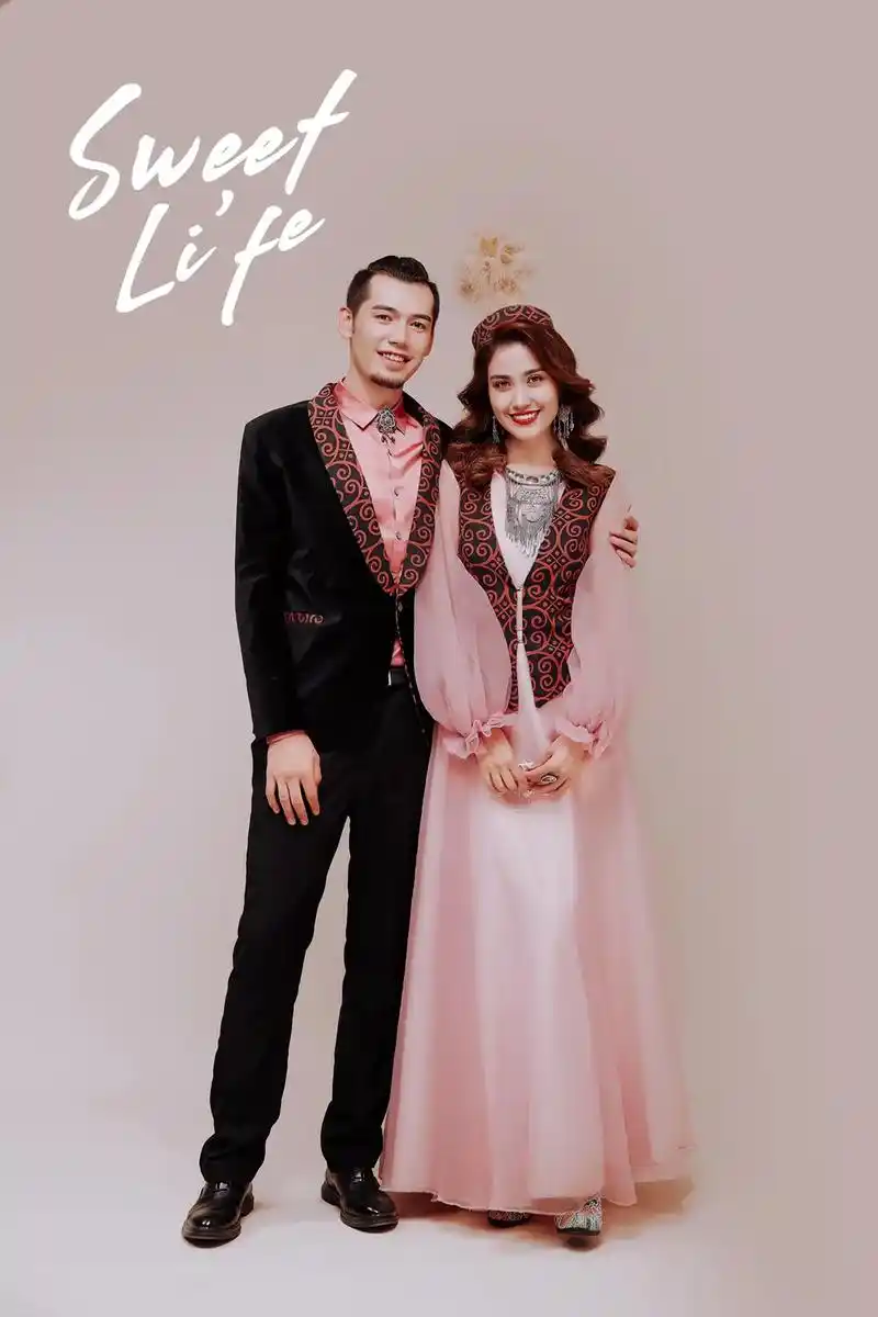 愿所有美好的如期而至 #2021的最后一天 #室内婚纱照 # - 抖音