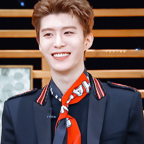 范丞丞这笑容好蛊啊